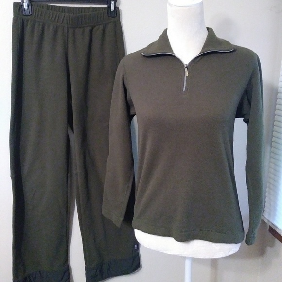 Patagonia Other - PATAGONIA GREEN FLEECE 2 PIECE OUTFIT WOMENS XS